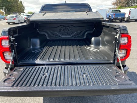 2023 Toyota Hilux - photo 27