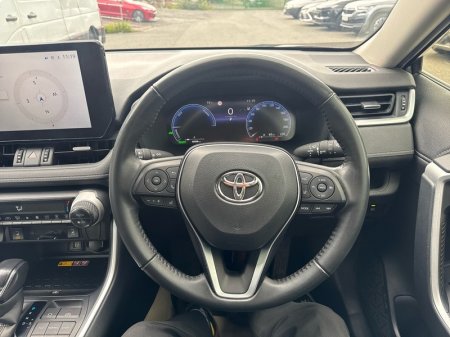 2024 Toyota RAV4 - photo 9