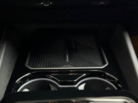 2024 BMW 5-Series - photo 18