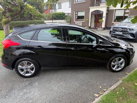 2017 Ford Focus - photo 3