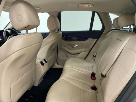 2022 Mercedes-Benz GLC - photo 4