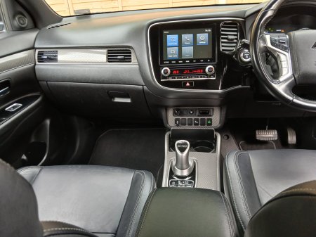 2020 Mitsubishi Outlander - photo 4