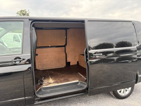 2020 Volkswagen Transporter - photo 13