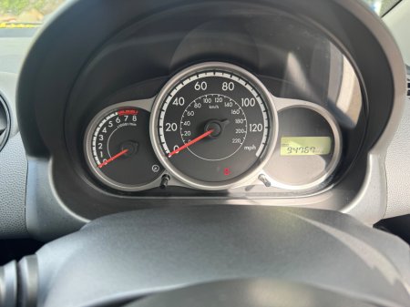2015 Mazda Mazda2 - photo 14