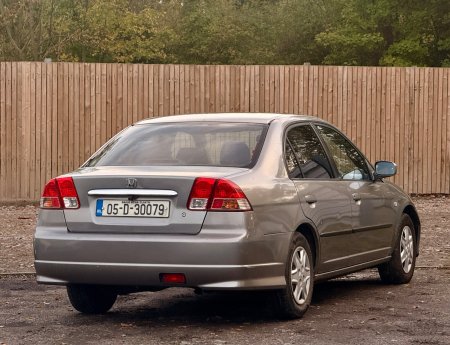 2005 Honda Civic - photo 13