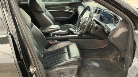 2022 Audi e-tron - photo 2