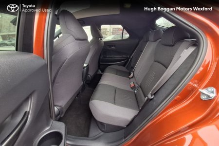 2025 Toyota C-HR - photo 7