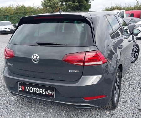 2020 Volkswagen Golf - photo 5