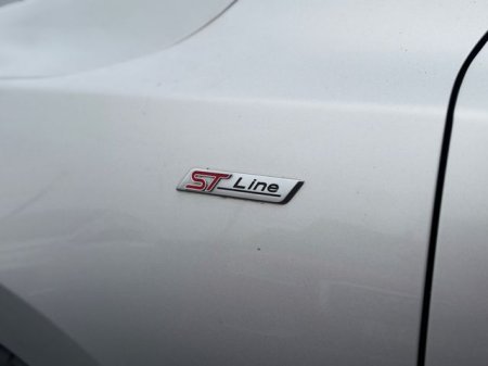 2019 Ford Focus - photo 9