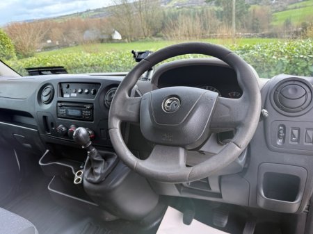2019 Vauxhall Movano - photo 13