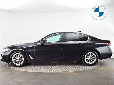 2023 BMW 5-Series - photo 3