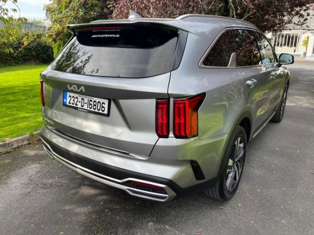 2023 Kia Sorento - photo 6