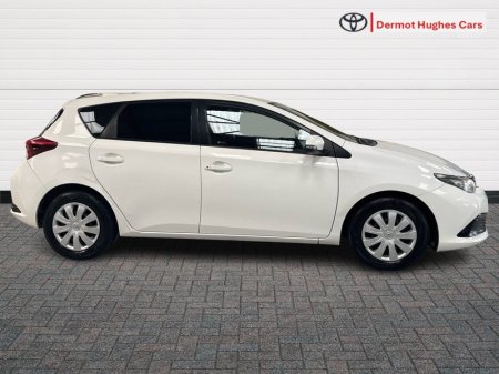 2017 Toyota Auris - photo 3