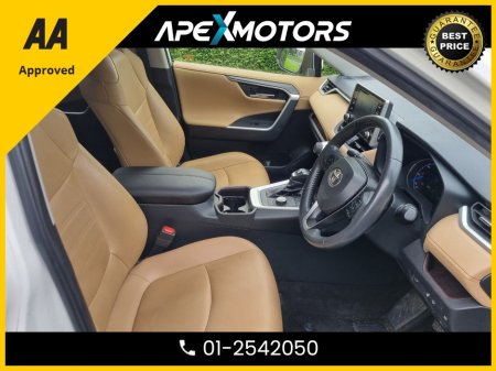2020 Toyota RAV4 - photo 14