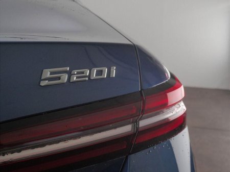 2024 BMW 5-Series - photo 24
