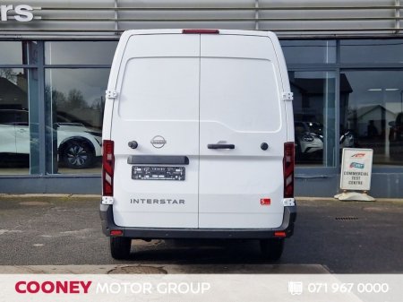 2027 Nissan Interstar - photo 18