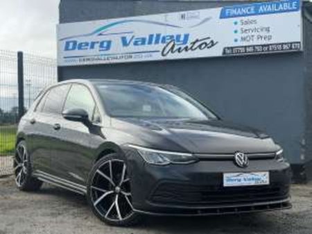 2021 Volkswagen Golf - photo 2