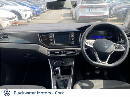 2023 Volkswagen Polo - photo 2