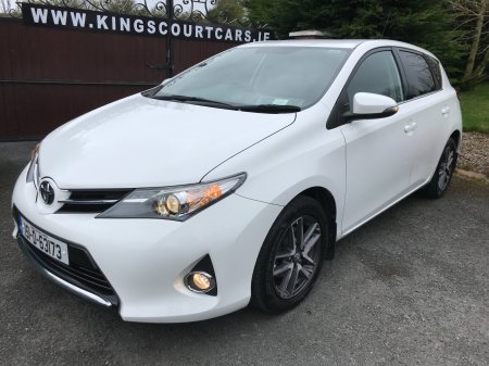 2015 Toyota Auris - photo 4