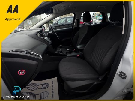 2015 Ford Focus - photo 5