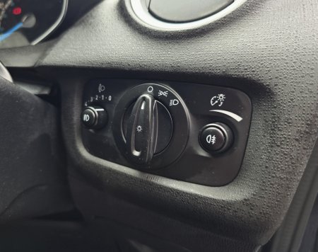 2014 Ford Fiesta - photo 18