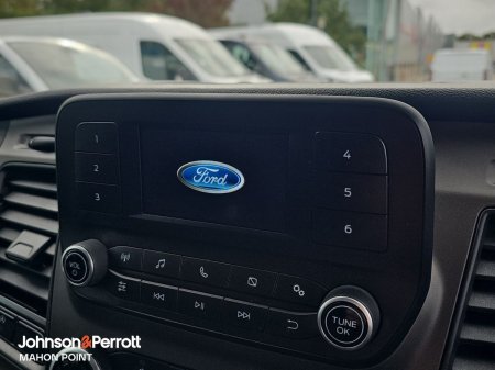 2020 Ford Transit - photo 16