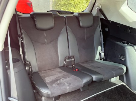 2020 Toyota Prius - photo 10