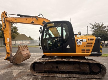 0 JCB  - photo 6