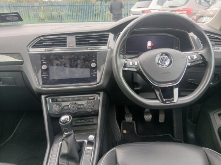 2020 Volkswagen Tiguan - photo 5