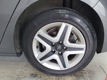 2022 Ford Focus - photo 13
