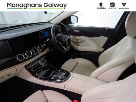 2022 Mercedes-Benz E-Class - photo 11