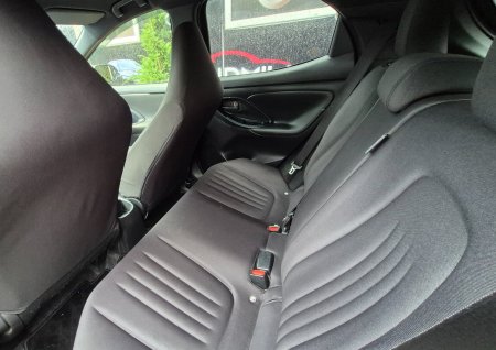 2020 Toyota Yaris - photo 12