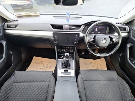 2022 Skoda Superb - photo 10