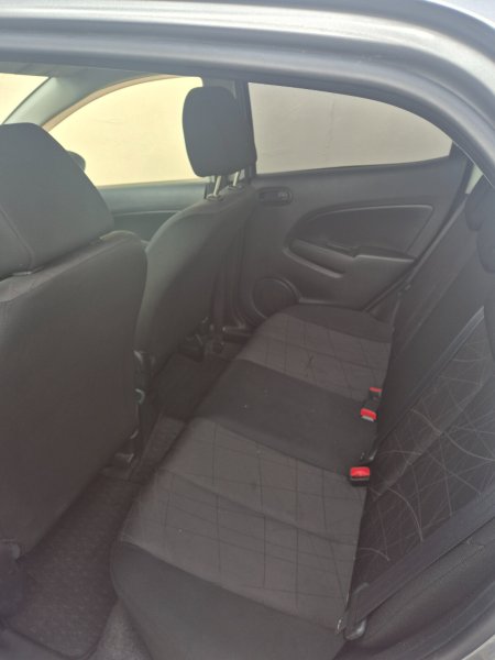 2013 Mazda Demio - photo 9