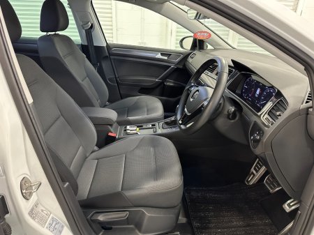 2020 Volkswagen Golf - photo 22