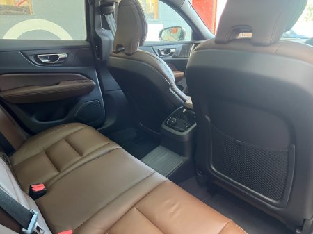 2025 Volvo V60 - photo 17