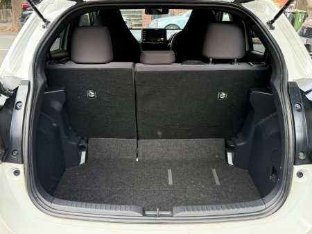 2022 Toyota Yaris - photo 7