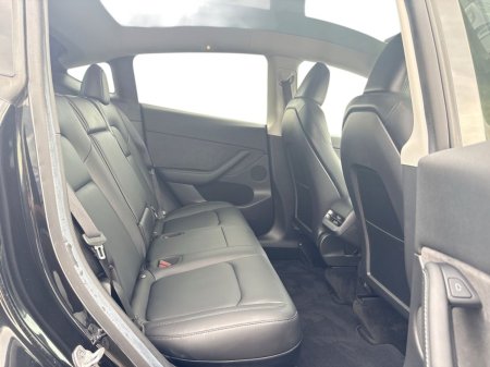 2022 Tesla Model Y - photo 17