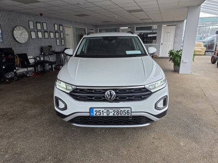 2025 Volkswagen T-Roc - photo 5
