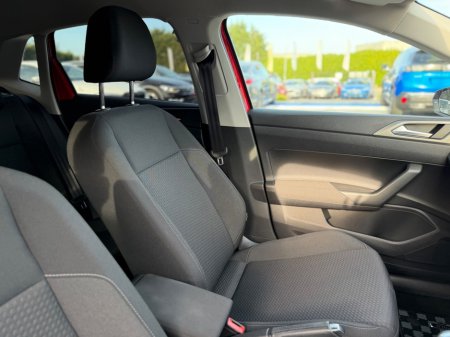 2019 Volkswagen Polo - photo 17