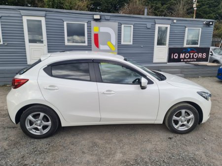2015 Mazda Demio - photo 4