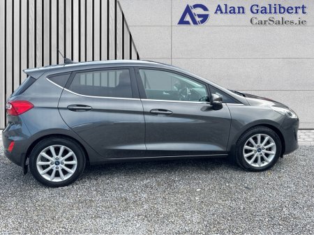 2020 Ford Fiesta - photo 3