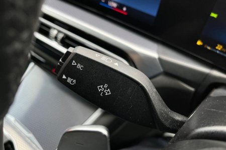 2024 BMW 3-Series - photo 14