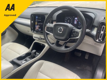 2022 Volvo XC40 - photo 11