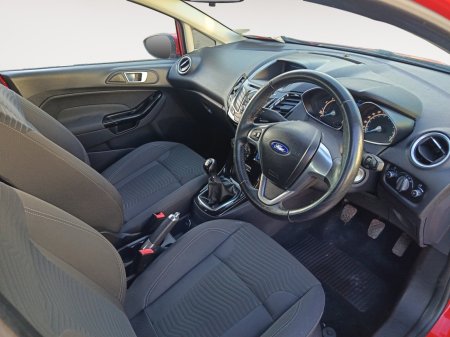 2013 Ford Fiesta - photo 14
