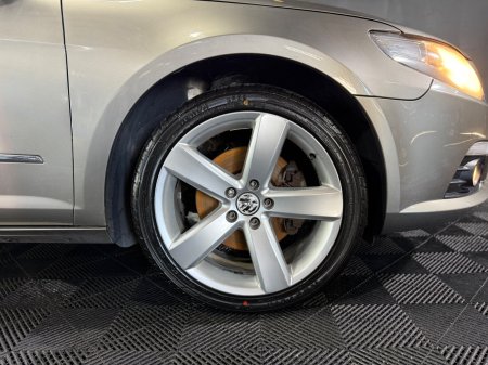 2011 Volkswagen CC - photo 4