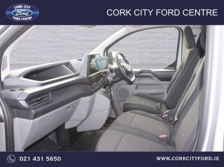 2025 Ford Transit Custom - photo 14