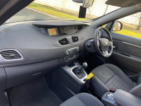 2016 Renault Scenic - photo 30