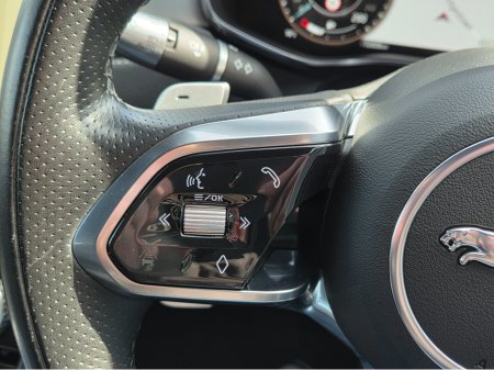 2021 Jaguar F-Pace - photo 14