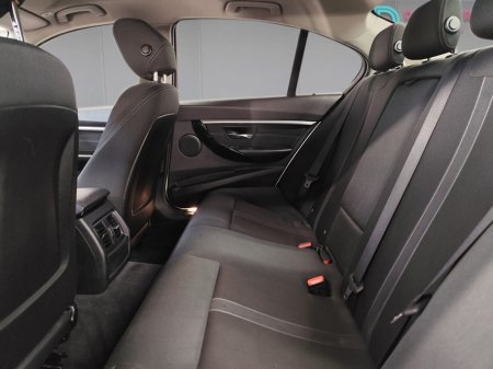 2017 BMW 3-Series - photo 13